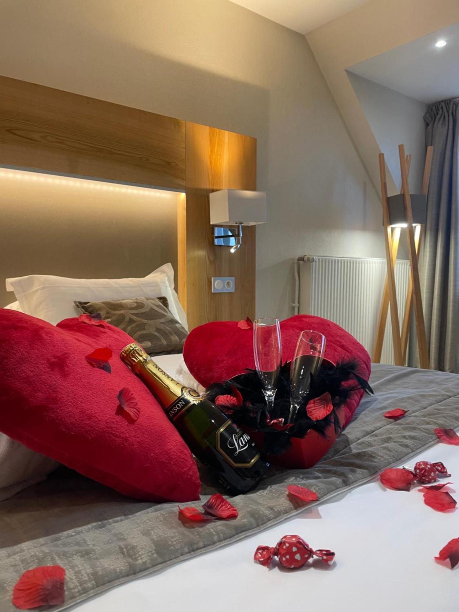 Hotel Le Cercle Cherbourg-en-Cotentin Eksteriør bilde